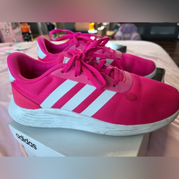 Adidas lite racer 2.0K size 4 women’s. Pink. - Picture 3 of 4